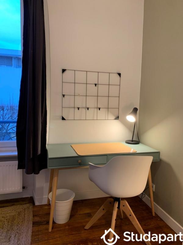 Chambre - 15 m² - 1 pièce