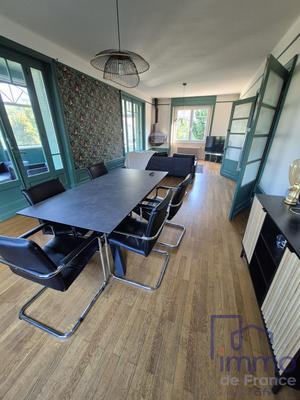 Maison - 170 m² - 7 pièces