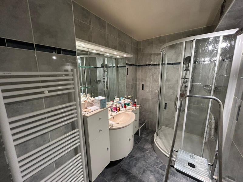 Appartement - 138 m² - 5 pièces