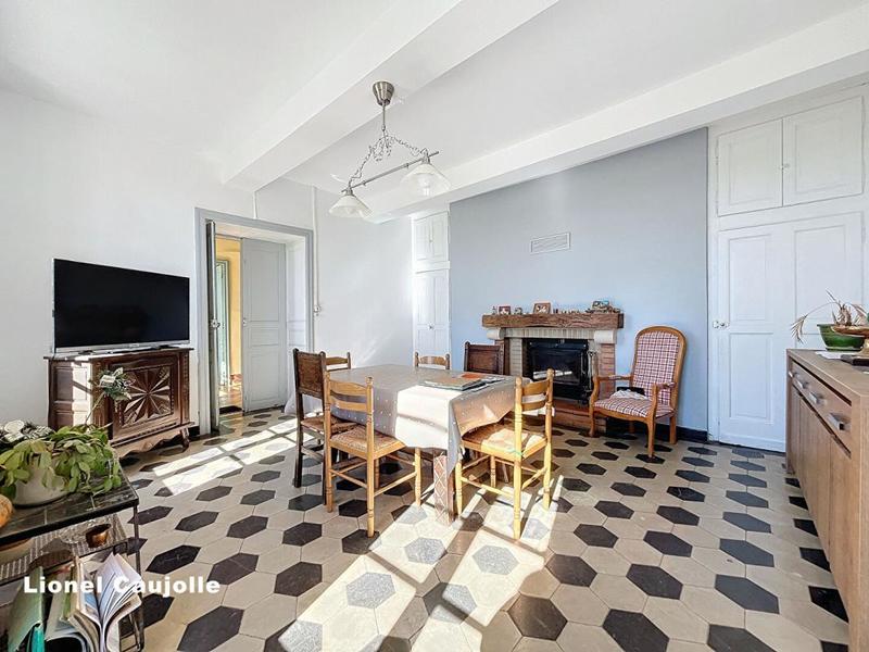 Propriété - 295 m² - 8 pièces