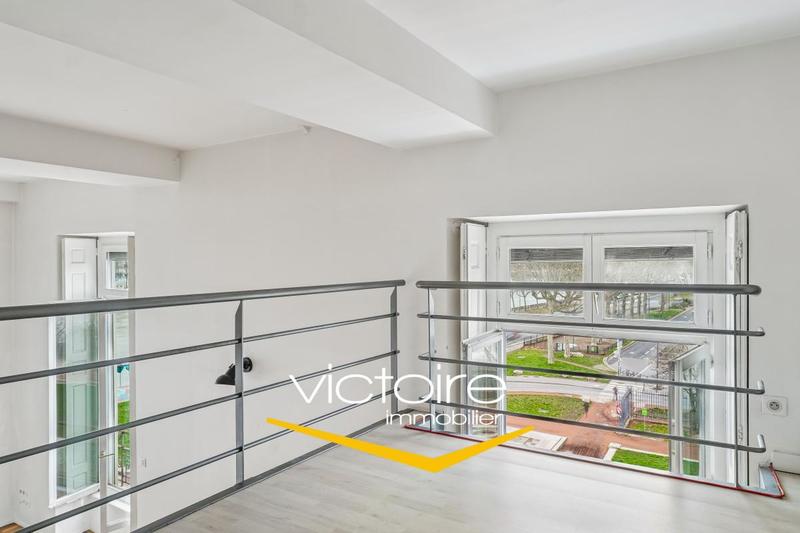 Duplex - 140 m² - 3 pièces