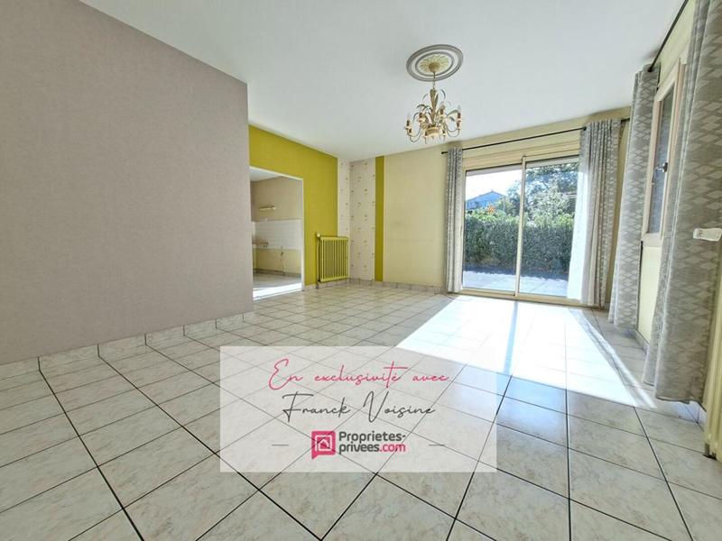 Maison - 93 m² - 7 pièces