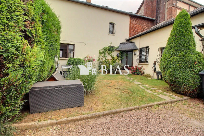 Maison - 150 m² - 7 pièces