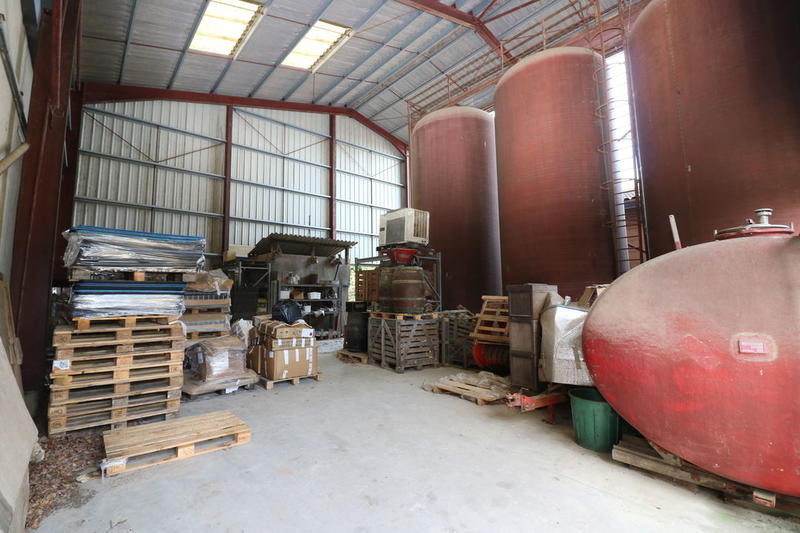 Maison - 1 500 m² - 7 pièces