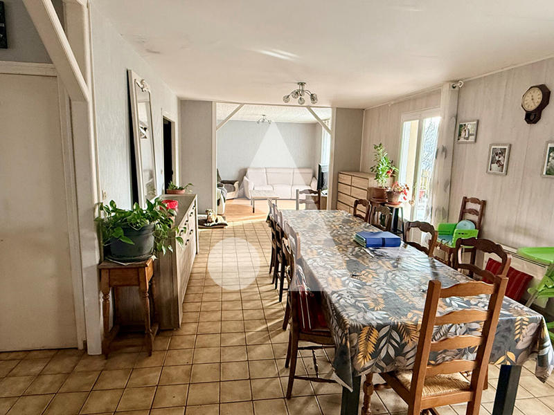 Maison - 124 m² - 5 pièces
