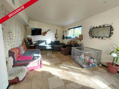 Maison - 98 m² - 5 pièces