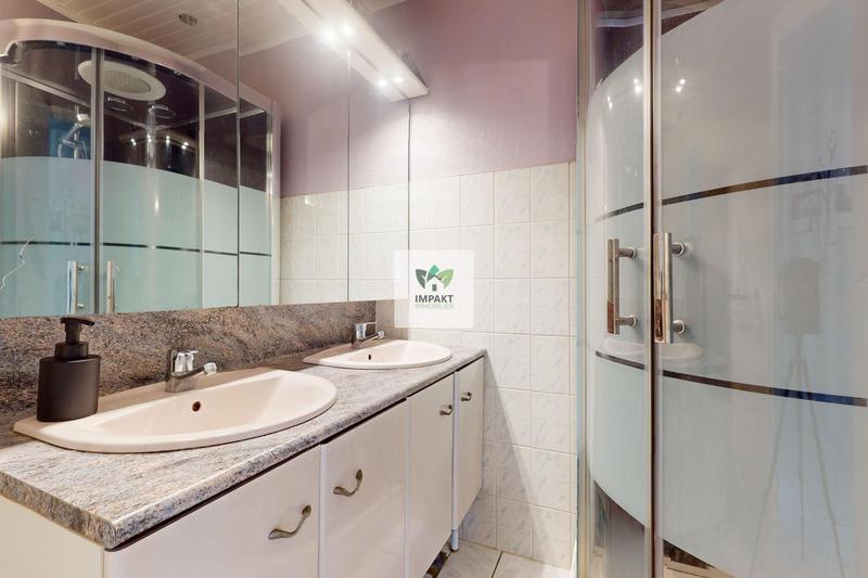 Maison ancienne - 165 m² - 7 pièces