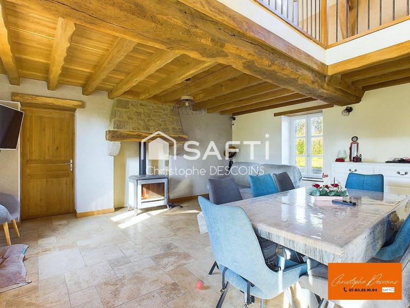 Maison - 140 m² - 7 pièces