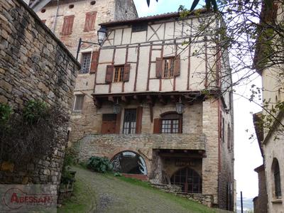 Maison de village - 170 m² - 6 pièces