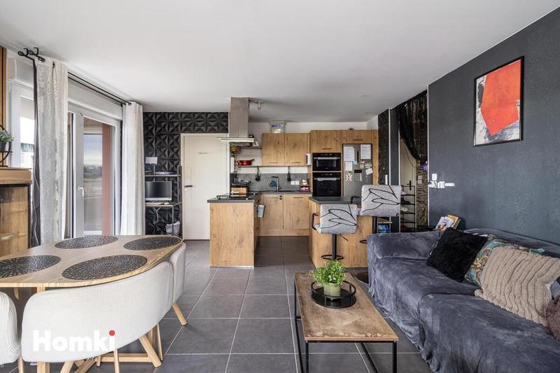 Appartement - 80 m² - 4 pièces