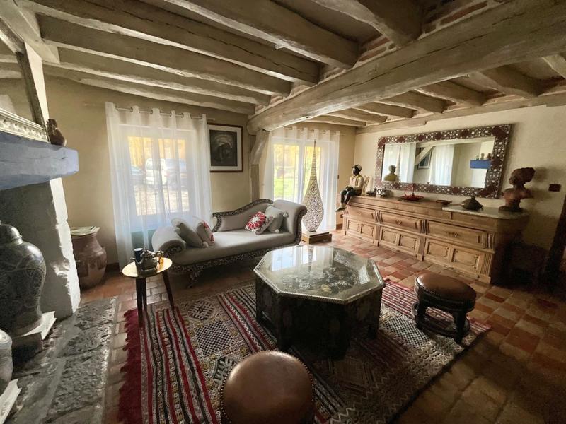 Maison - 800 m² - 24 pièces