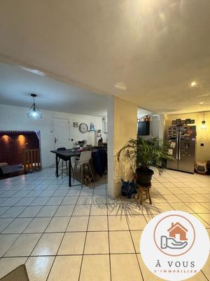 Maison - 100 m² - 4 pièces