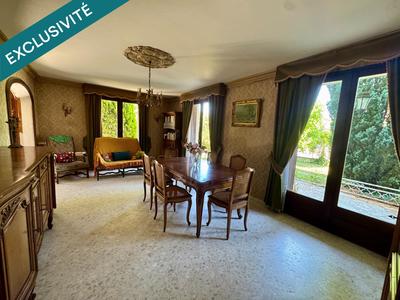 Maison - 141 m² - 6 pièces