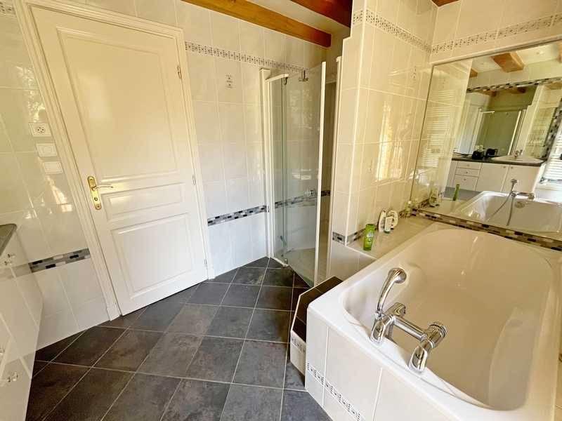 Maison - 160 m² - 7 pièces