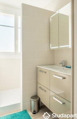 Chambre - 14 m² - 1 pièce