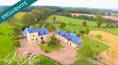 Maison - 450 m² - 14 pièces