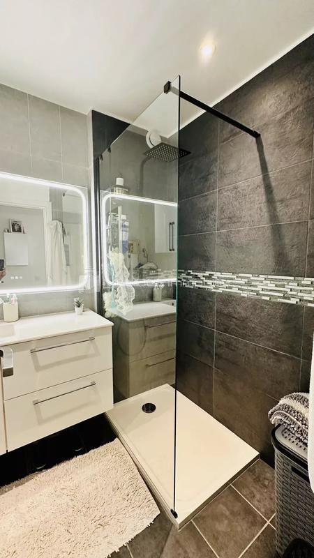 Appartement - 72 m² - 4 pièces