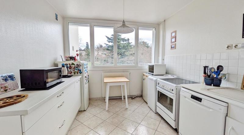 Appartement - 77 m² - 4 pièces