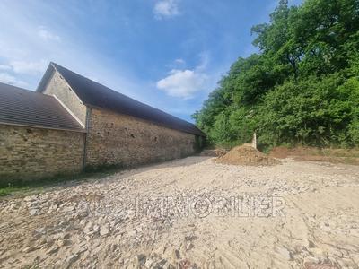 Maison - 200 m² - 2 pièces