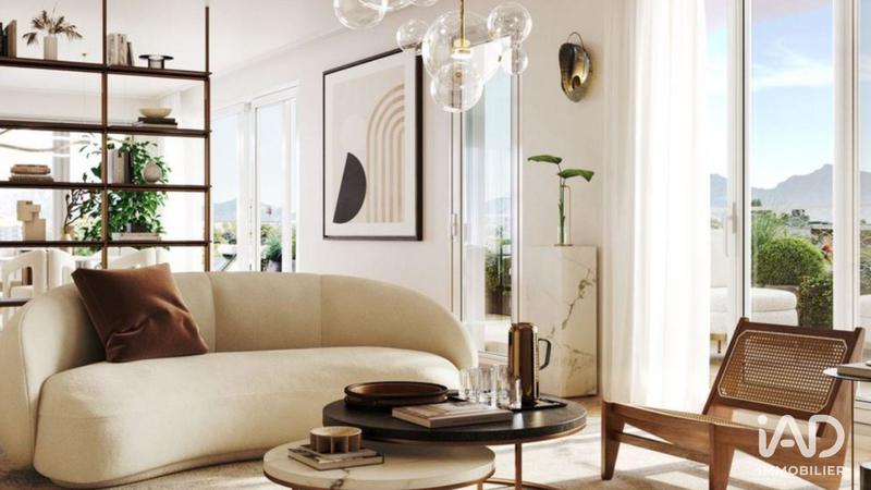 Appartement - 135 m² - 5 pièces