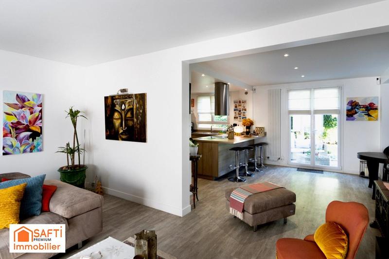 Maison - 182 m² - 9 pièces