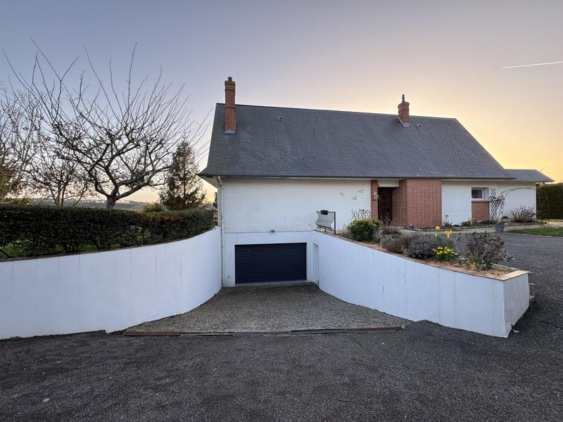 Maison - 185 m² - 7 pièces