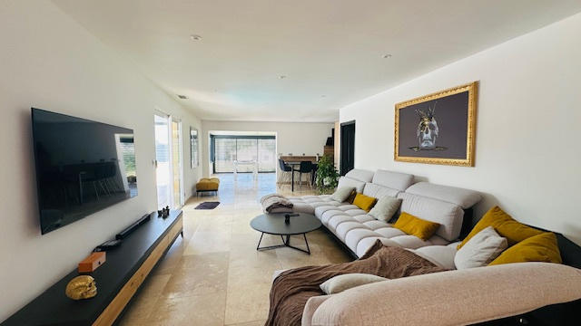 Villa - 180 m² - 6 pièces