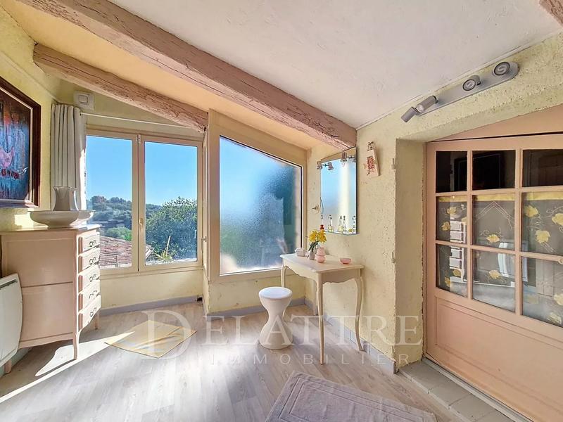 Maison - 192 m² - 7 pièces