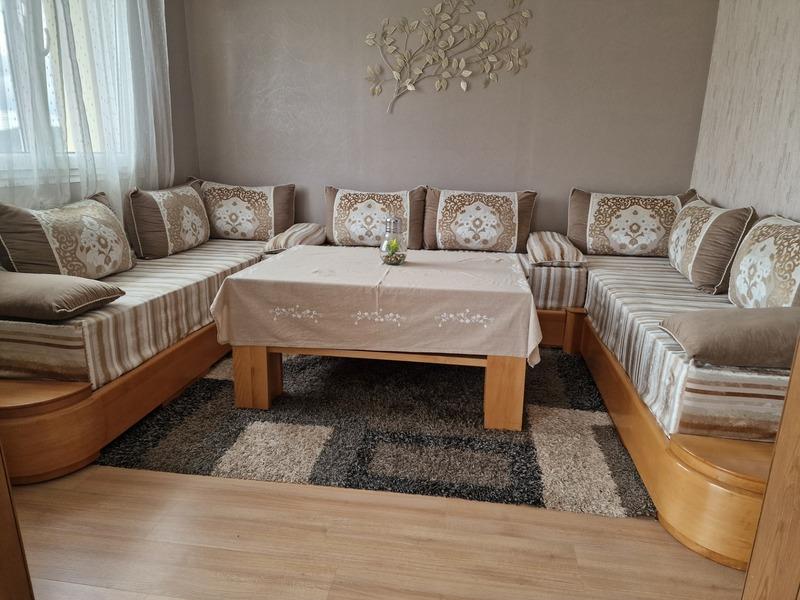 Maison - 180 m² - 8 pièces