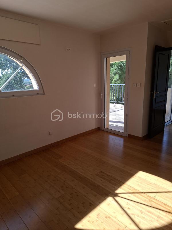 Demeure - 147 m² - 5 pièces