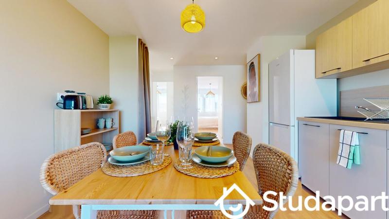 Chambre - 12 m² - 1 pièce