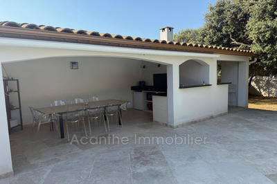 Villa - 203 m² - 6 pièces
