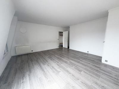 Appartement - 96 m² - 4 pièces