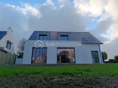 Maison - 160 m² - 7 pièces