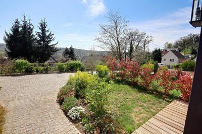 Maison - 180 m² - 6 pièces