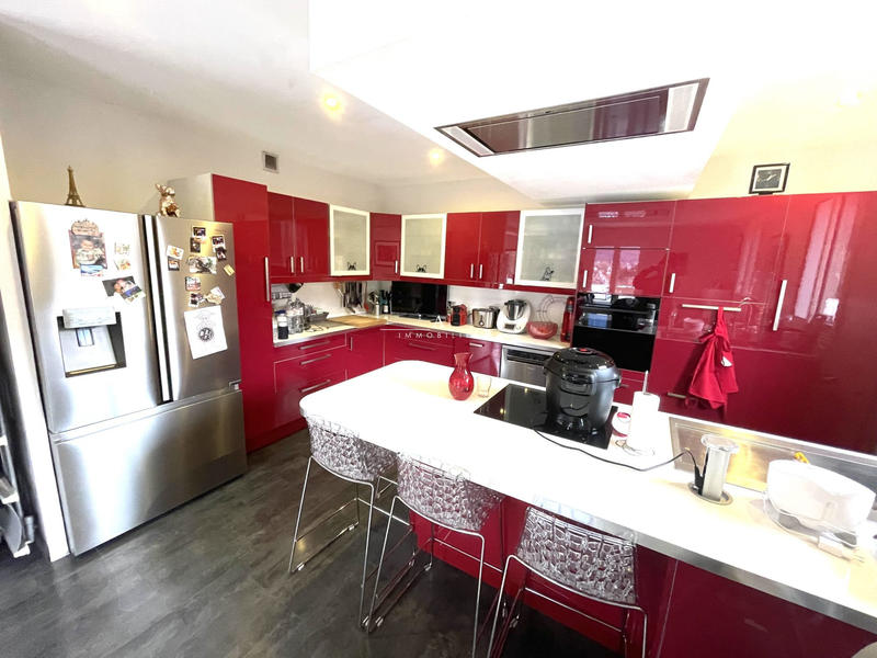 Maison - 190 m² - 6 pièces