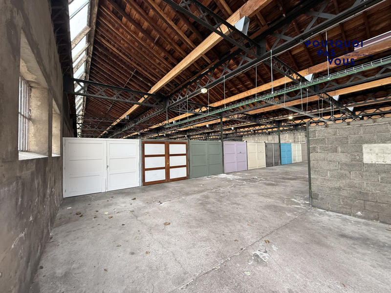 Parking / Garage - 25 m²