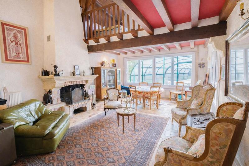 Maison - 199 m² - 8 pièces