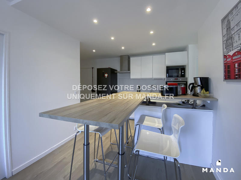 Chambre - 11 m² - 5 pièces