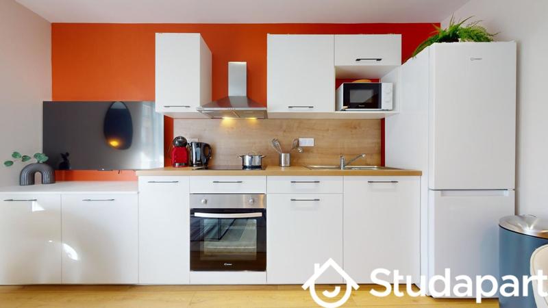 Chambre - 9 m² - 1 pièce