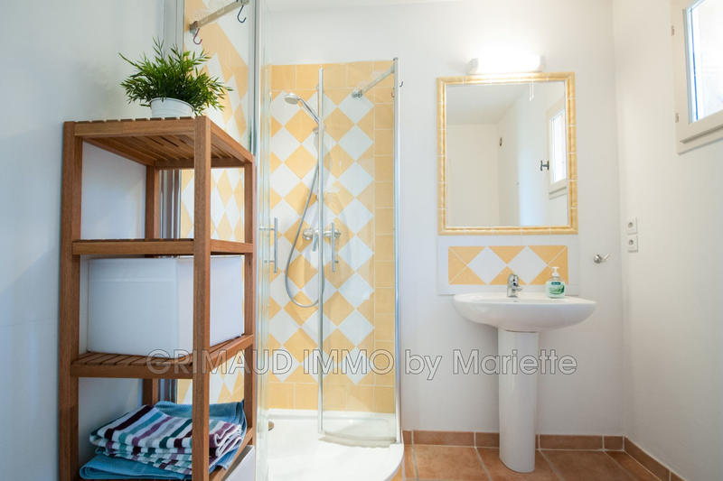 Villa - 210 m² - 6 pièces