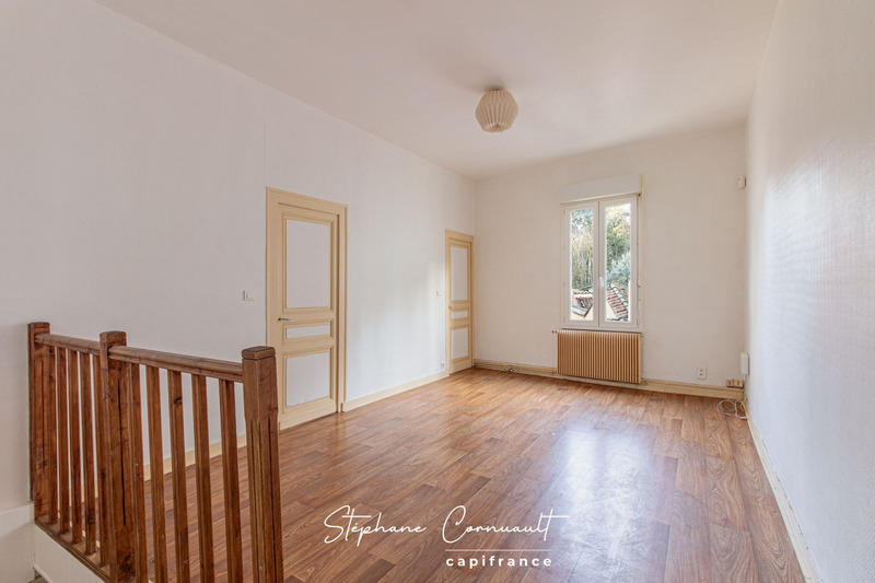 Immeuble - 116 m² - 6 pièces