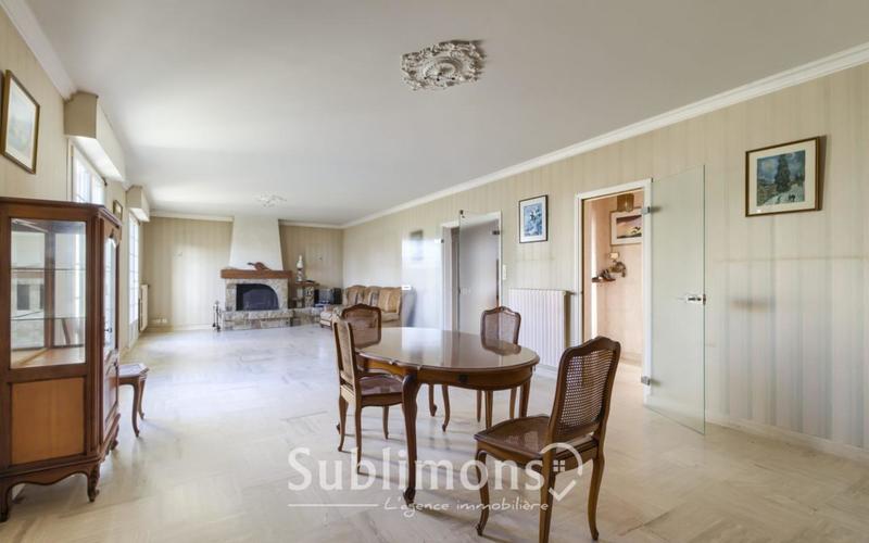 Maison ancienne - 184 m² - 7 pièces