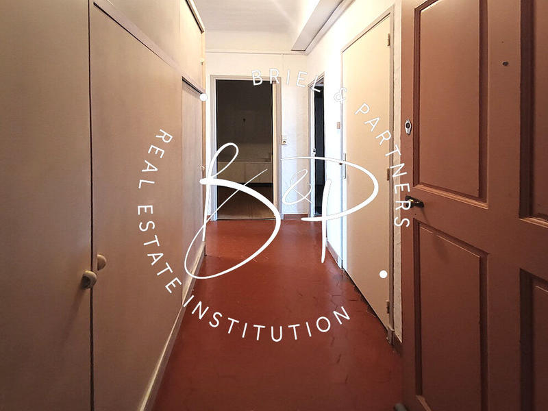 Appartement - 82 m² - 4 pièces