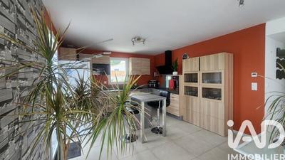 Maison - 85 m² - 4 pièces