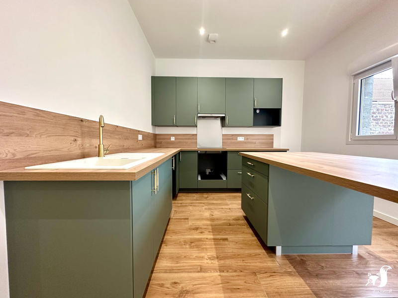 Maison - 145 m² - 5 pièces