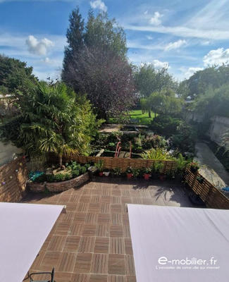 Maison traditionnelle - 190 m² - 6 pièces