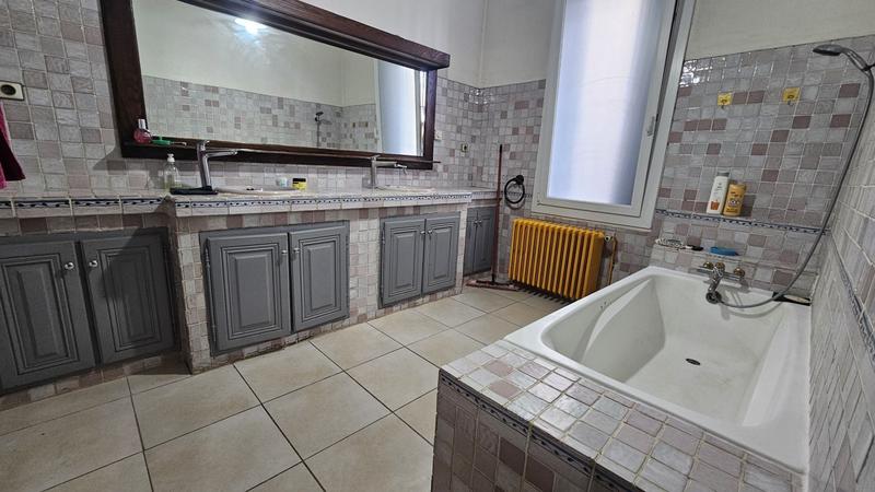 Maison - 150 m² - 6 pièces