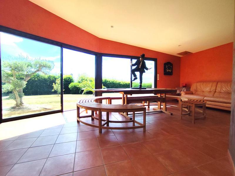 Villa - 440 m² - 11 pièces