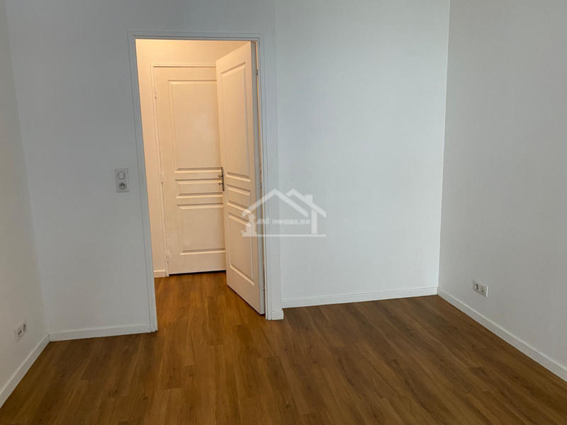 Appartement - 94 m² - 4 pièces